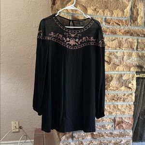 Elegant Black Dress with Pink Embroidery